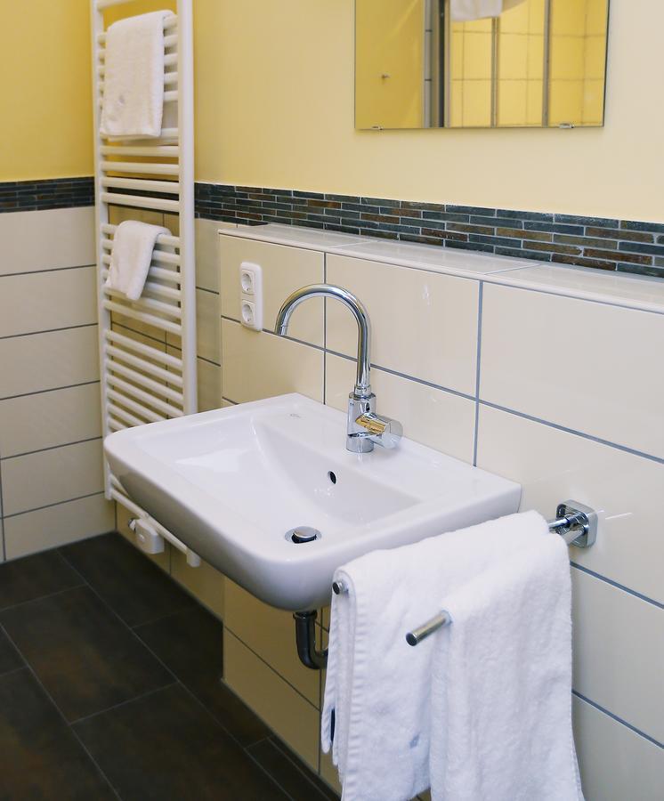 Apartments Golfpark Schlossgut Sickendorf Lauterbach المظهر الخارجي الصورة
