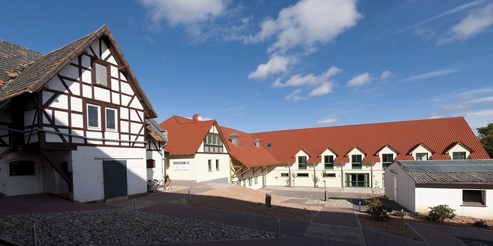 Apartments Golfpark Schlossgut Sickendorf Lauterbach المظهر الخارجي الصورة