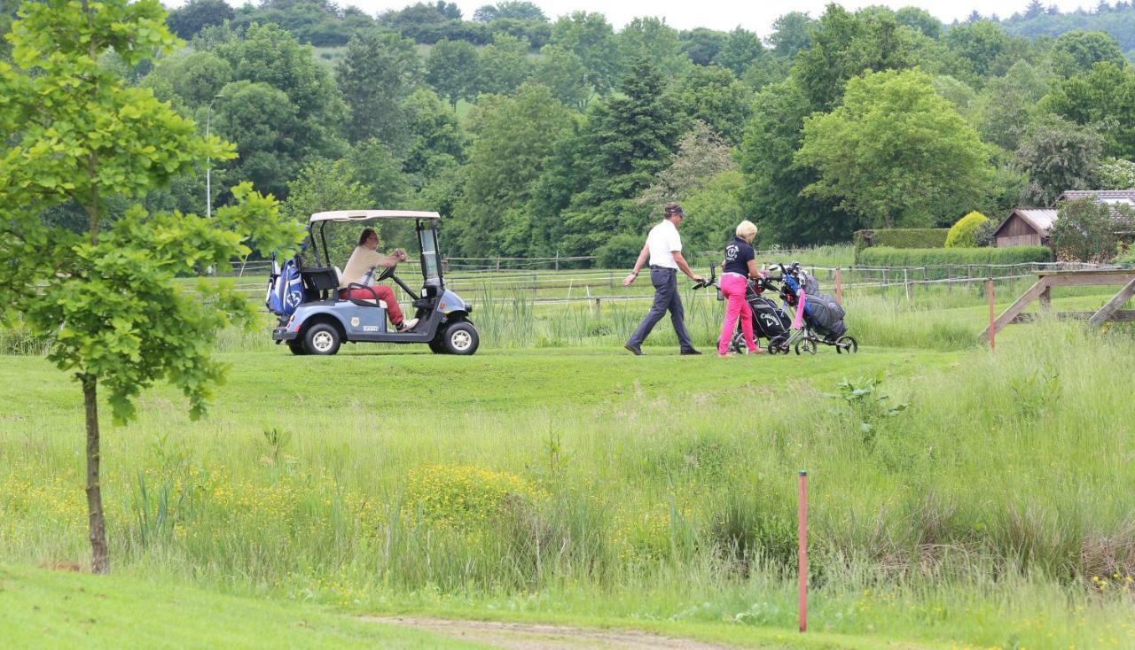 Apartments Golfpark Schlossgut Sickendorf Lauterbach المظهر الخارجي الصورة